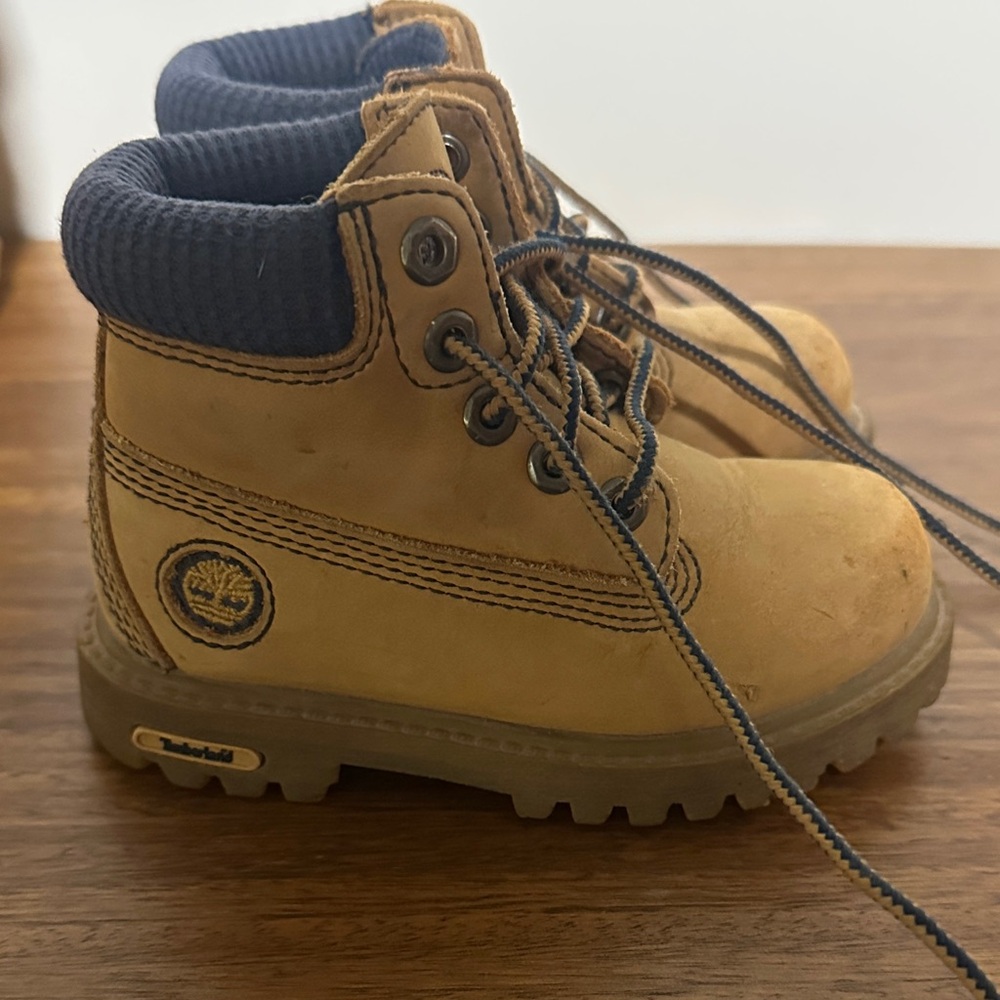 Timberland Toddler Tan and Navy Boots